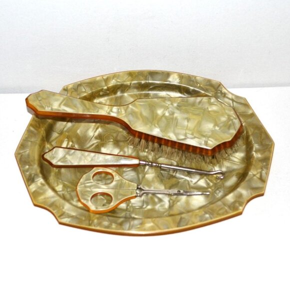 Vintage Art Deco Celluloid And Bakelite 4 Piece Vanity Set Woman's Dresser - Picture 1 of 11